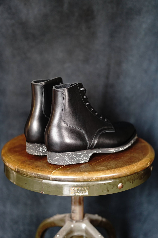 CLINCH Yeager boots Gustave Cowhide Black