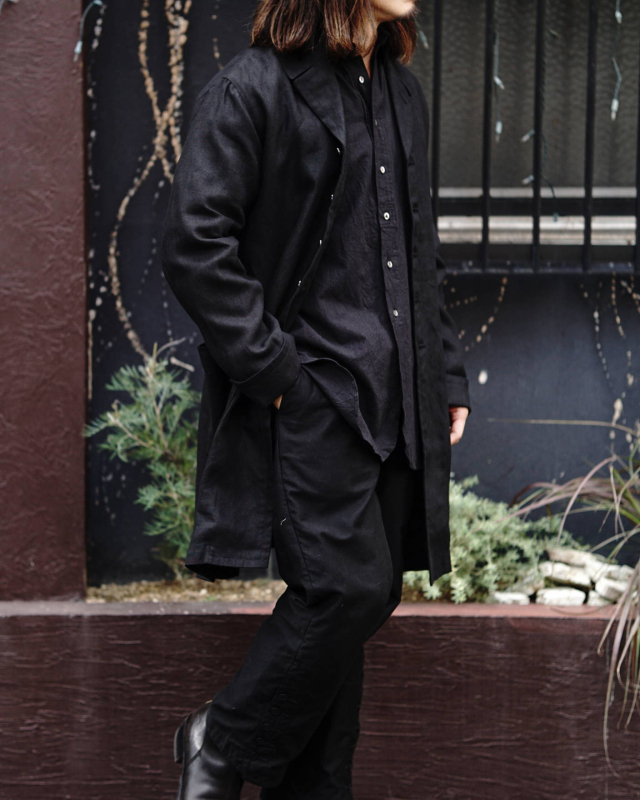 Django Atour classic artisanal heavylinen coat / black